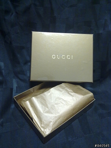 [分享]Gucci名片夾with台灣沒有的顏色
