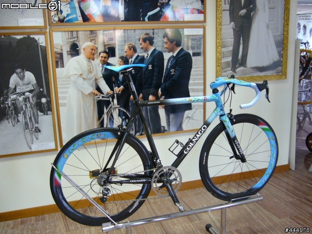 TOUR DI COLNAGO...