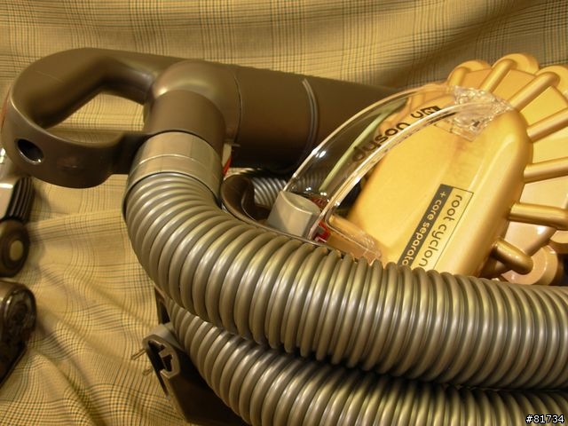 [開箱]貴森森的Dyson DC22 Allergy（圖多)