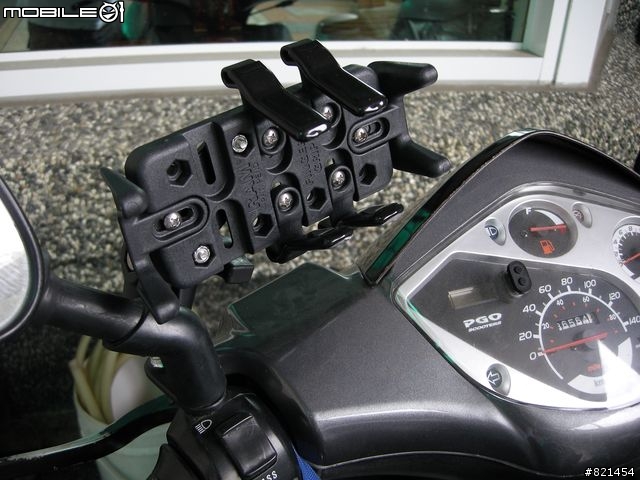PDA/GPS上機車的解決方案 - Ram Mounting System