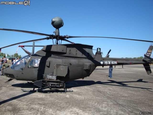 [台中新社]陸軍航空602旅-營區開放知性之旅(圖多)-新增油車和美眉