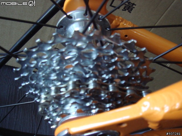 [開箱文]30速跑車小折-LAITIS-折疊登山跑車