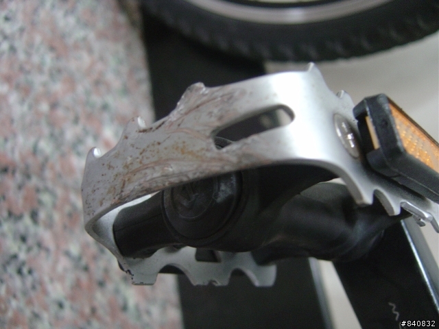 [犁田談]第一次摔車...........摔頗大的...................>_<
