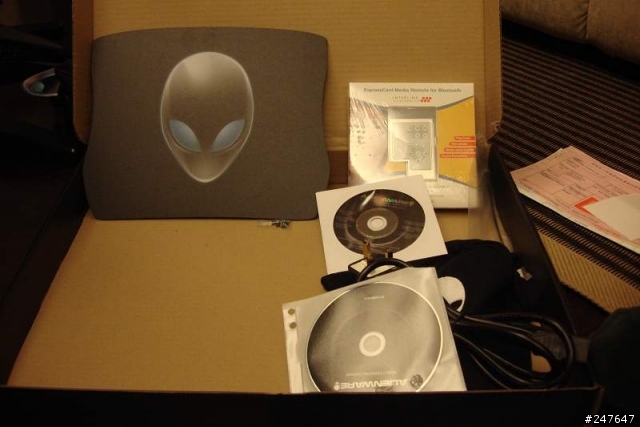 [開箱分享] ALIENWARE  AREA-51 m17x