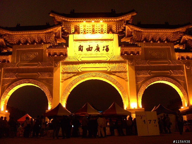 環台北市中心夜騎--台北市地標夜景看透透