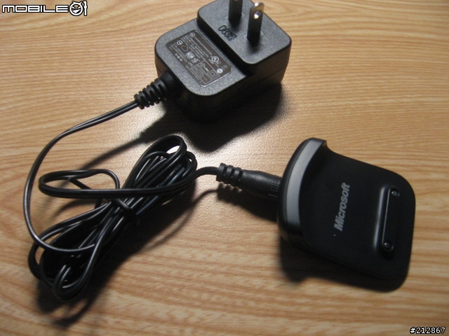 全表面制霸，Microsoft Explorer 無線藍光鼠