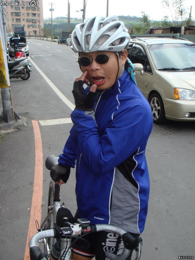 車隊出遊照   手勢最多是啥?