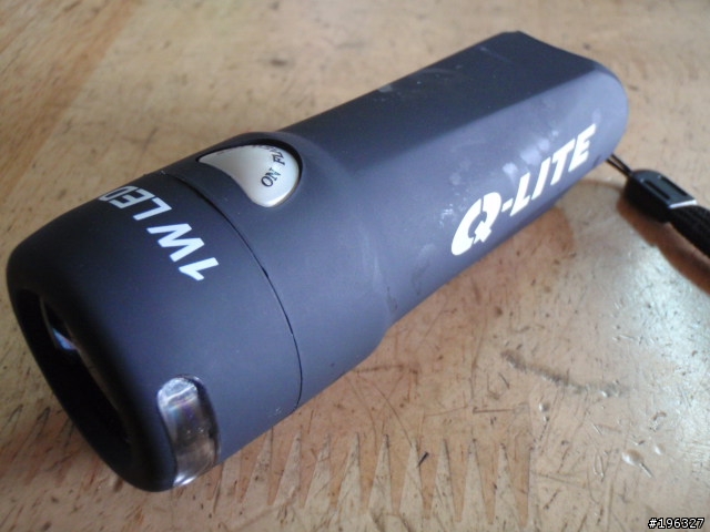 請問一下Q-LITE QL-230-2 1W前燈的問題