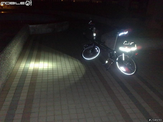 [開箱文] Niterider TriNewt車用LED頭燈