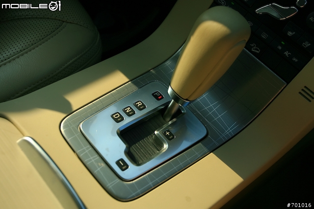 [小惡魔的攝影教室]開箱開箱，新車開箱拍攝小技法分享