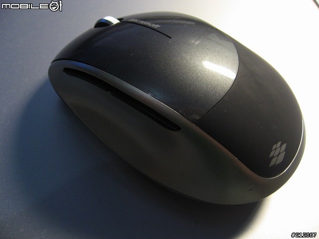 全表面制霸，Microsoft Explorer 無線藍光鼠