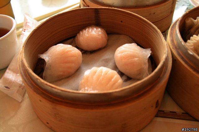 【景點】礁溪蘭陽大飯店～和風四人房＆港式飲茶吃到飽～
