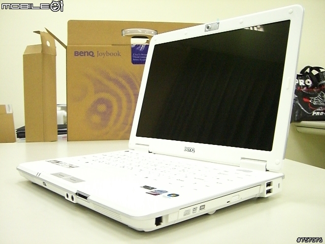 開箱"秤重PK!" BenQ S33PT02 vs. Macbook & HP Compaq B1204