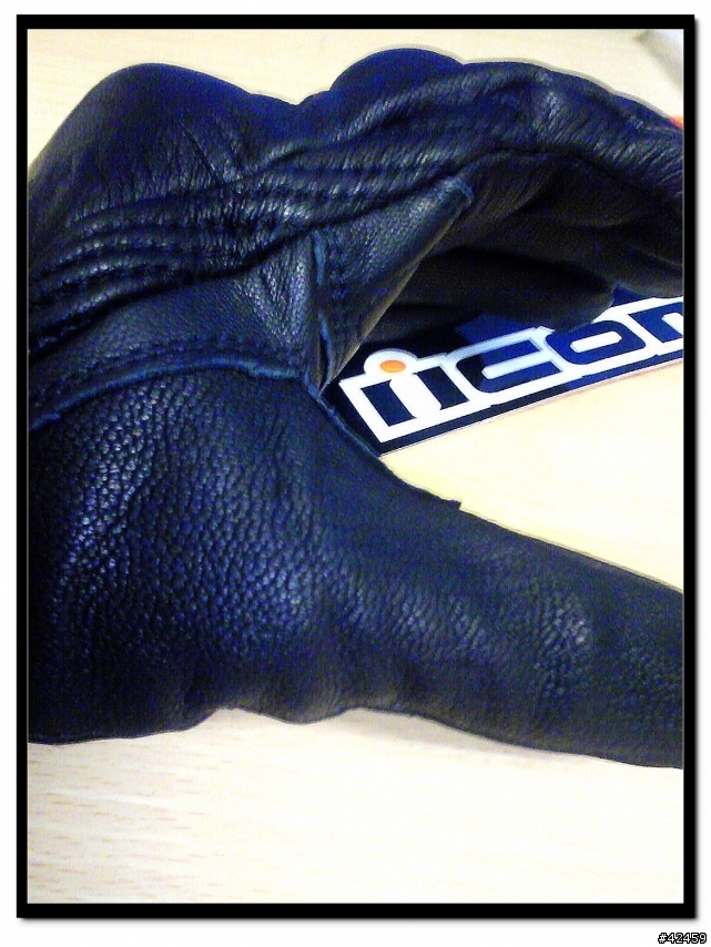 [開箱] ICON 手套 PURSUIT GLOVE [STEALTH]
