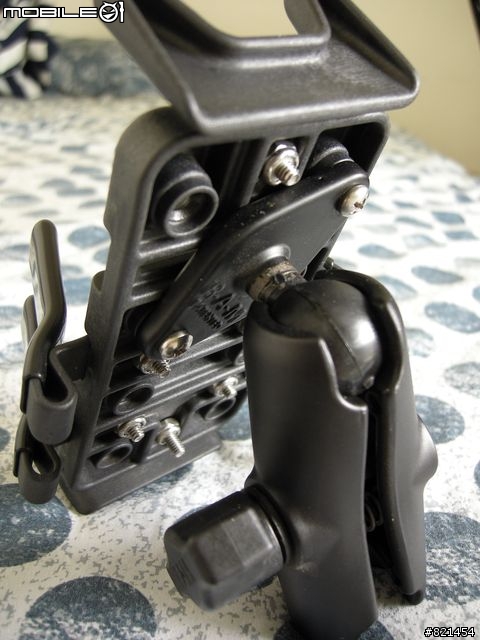 PDA/GPS上機車的解決方案 - Ram Mounting System