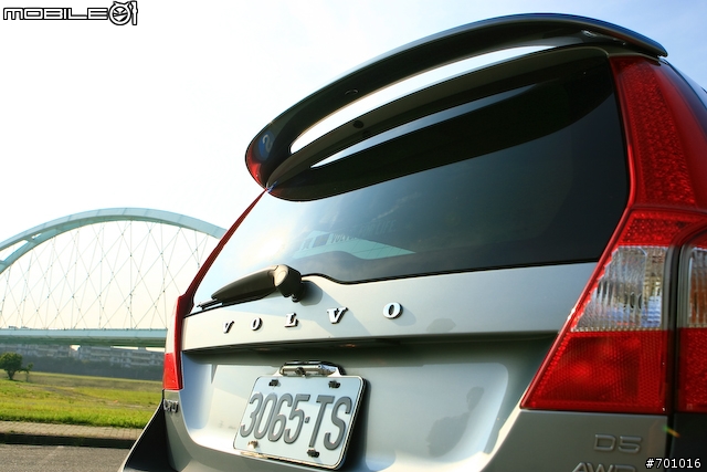 [小惡魔的攝影教室]開箱開箱，新車開箱拍攝小技法分享