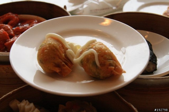 【景點】礁溪蘭陽大飯店～和風四人房＆港式飲茶吃到飽～
