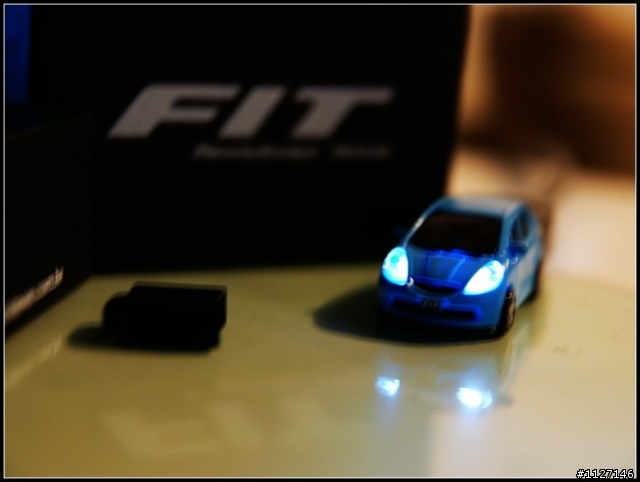 FIT 開箱文 (這樣算嗎) ^^