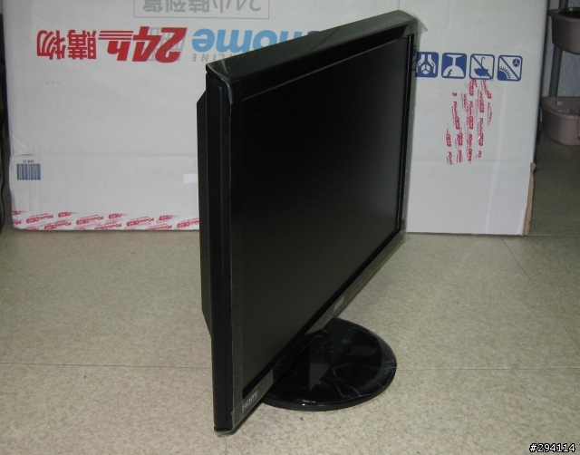 【開箱】ASUS 的22吋 Full HD(16:9) VH226H