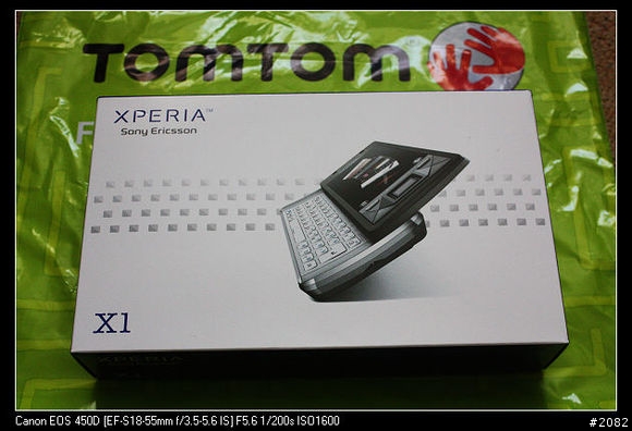 [轉貼]Sony Ericsson XPERIA X1黑魂版開箱