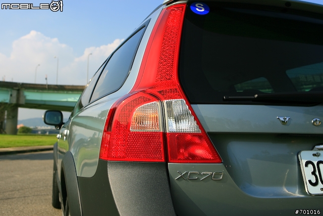 [小惡魔的攝影教室]開箱開箱，新車開箱拍攝小技法分享