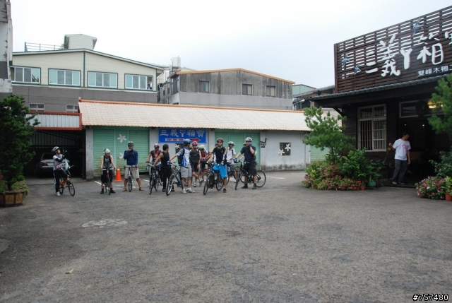 2008年11月08日 – 中大折成軍 + 三義車站→勝興車站→龍騰斷橋→鯉魚潭→泰安車站→后里車站