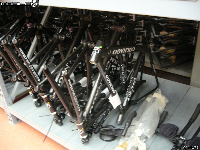 TOUR DI COLNAGO...