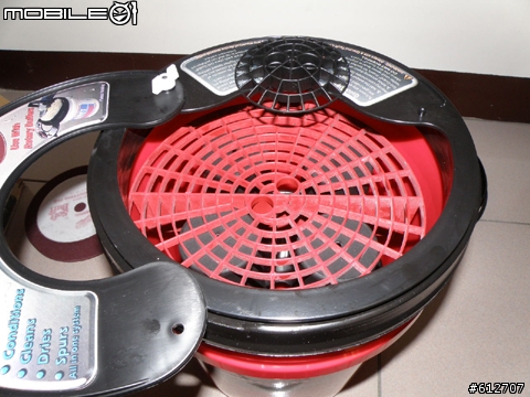 增加汽車美容工作效率的洗棉桶