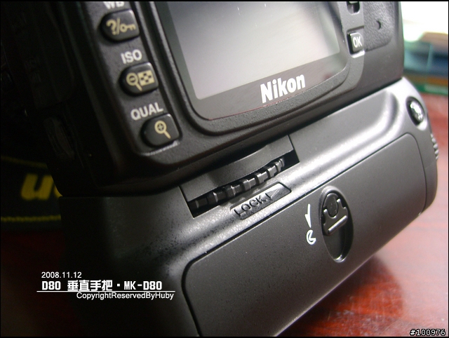 [開箱] (新增合體照) D80 垂直手把 MK-D80 開箱 (圖多)
