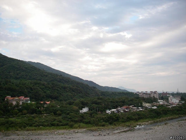 家樂福團購版 RV150 環島去 ~~