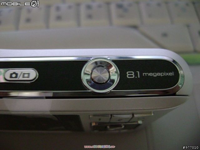 燒燙燙 來客唷~Sony ericssion C905 簡單開箱文