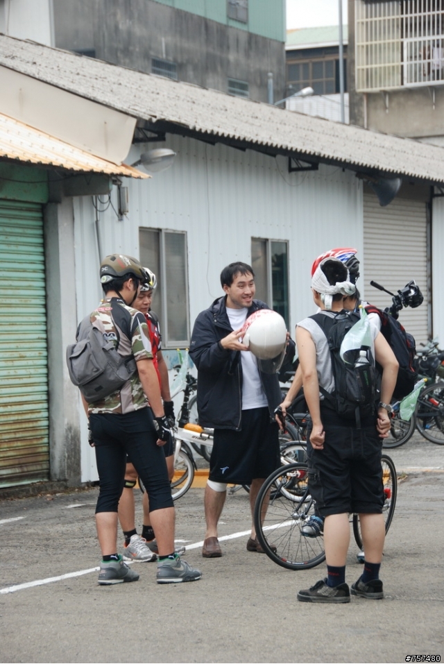 2008年11月08日 – 中大折成軍 + 三義車站→勝興車站→龍騰斷橋→鯉魚潭→泰安車站→后里車站
