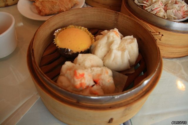【景點】礁溪蘭陽大飯店～和風四人房＆港式飲茶吃到飽～