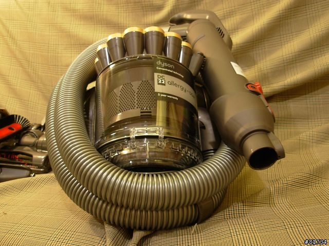 [開箱]貴森森的Dyson DC22 Allergy（圖多)