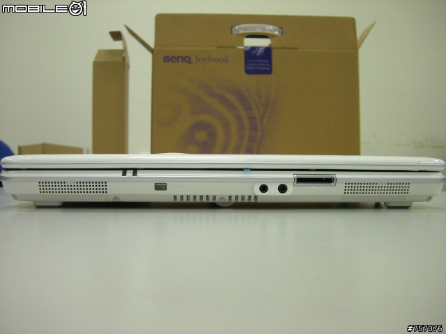 開箱"秤重PK!" BenQ S33PT02 vs. Macbook & HP Compaq B1204