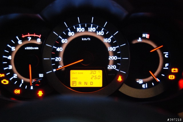 2008/11/21  期待已久的RAV4 黑色米內(E天窗)開箱文 啦