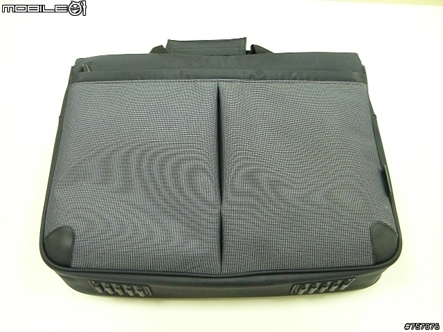 開箱"秤重PK!" BenQ S33PT02 vs. Macbook & HP Compaq B1204