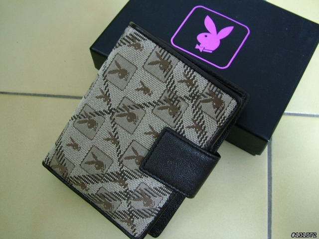 我的PLAYBOY 皮夾!!