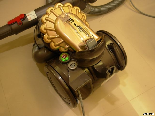 [開箱]貴森森的Dyson DC22 Allergy（圖多)