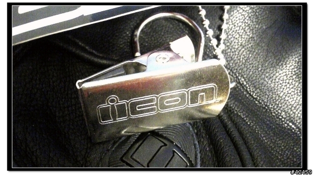 [開箱] ICON 手套 PURSUIT GLOVE [STEALTH]