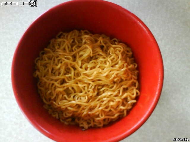 [開箱]午餐!印尼撈麵(泡麵)