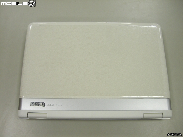 開箱"秤重PK!" BenQ S33PT02 vs. Macbook & HP Compaq B1204