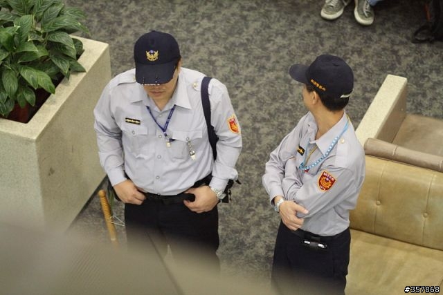 機場戒備