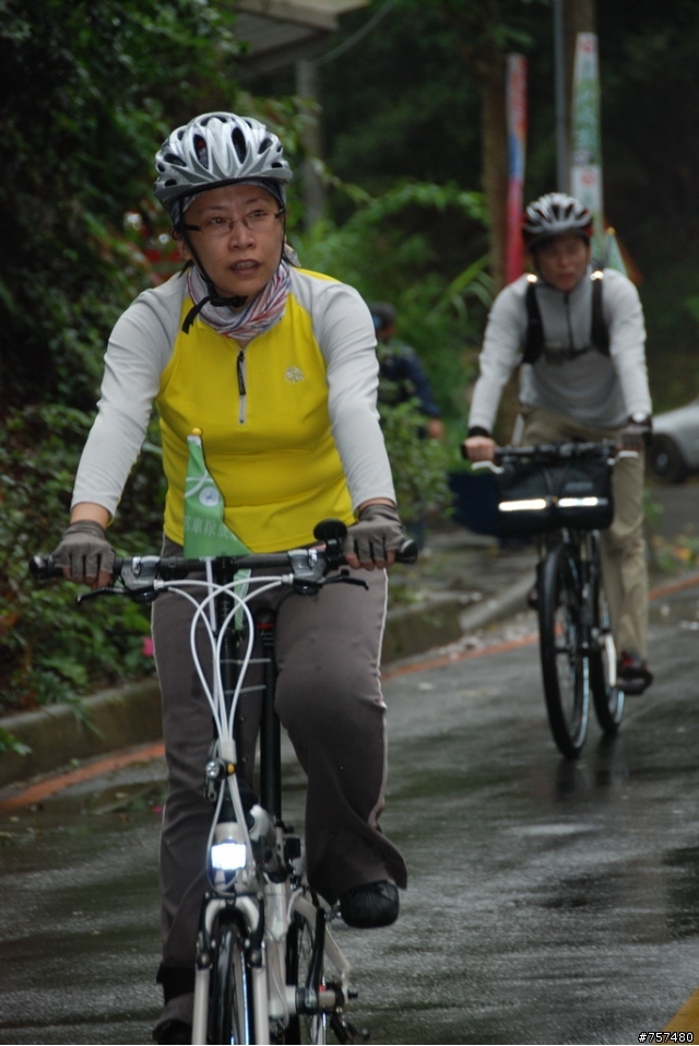 2008年11月08日 – 中大折成軍 + 三義車站→勝興車站→龍騰斷橋→鯉魚潭→泰安車站→后里車站