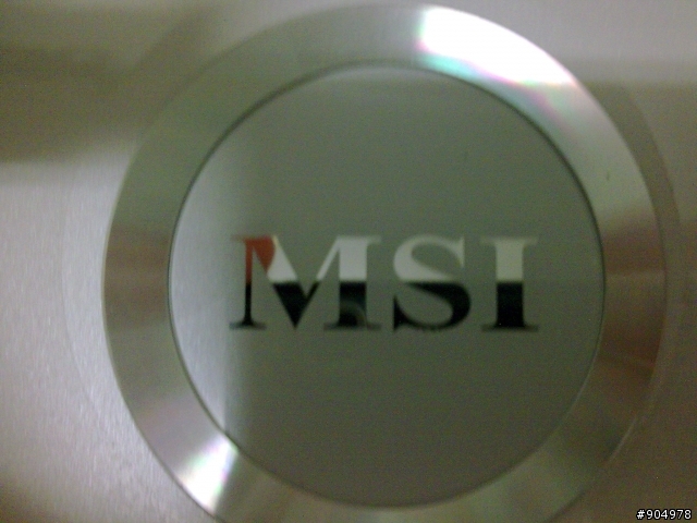 我的第一台筆電  MSI VR420