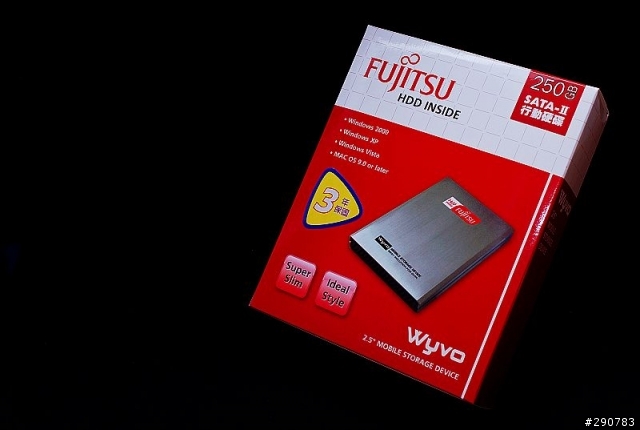 [開箱]～FUJITSU 2.5 Wyvo D 250G