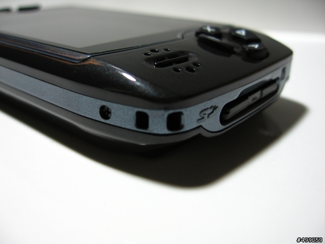 [開箱] 歌美X760+ PMP(補充:老外評測、TV-OUT部份、保護貼教學)