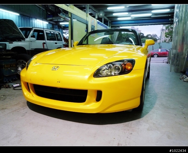 來看看 HONDA S2000憂...