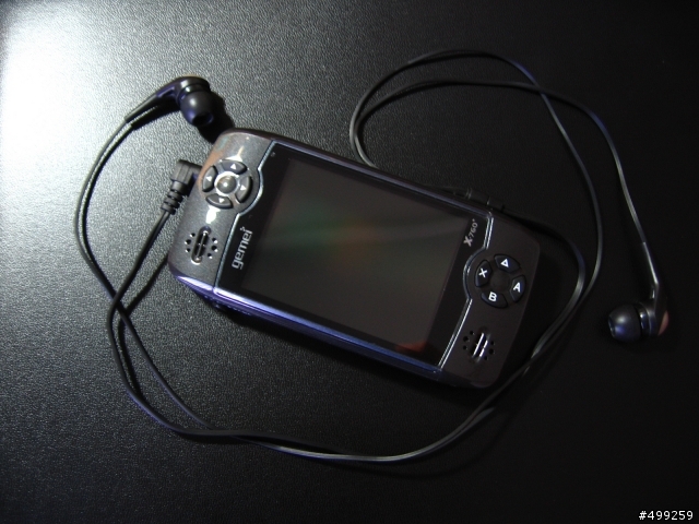 [開箱] 歌美X760+ PMP(補充:老外評測、TV-OUT部份、保護貼教學)