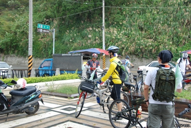 2008年11月08日 – 中大折成軍 + 三義車站→勝興車站→龍騰斷橋→鯉魚潭→泰安車站→后里車站